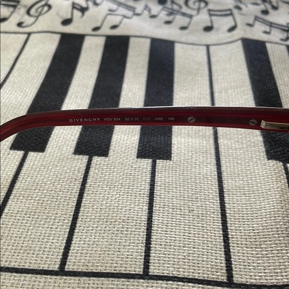 Givenchy Red Ombre Peach Prescription  Italian Well Made Sunglasses